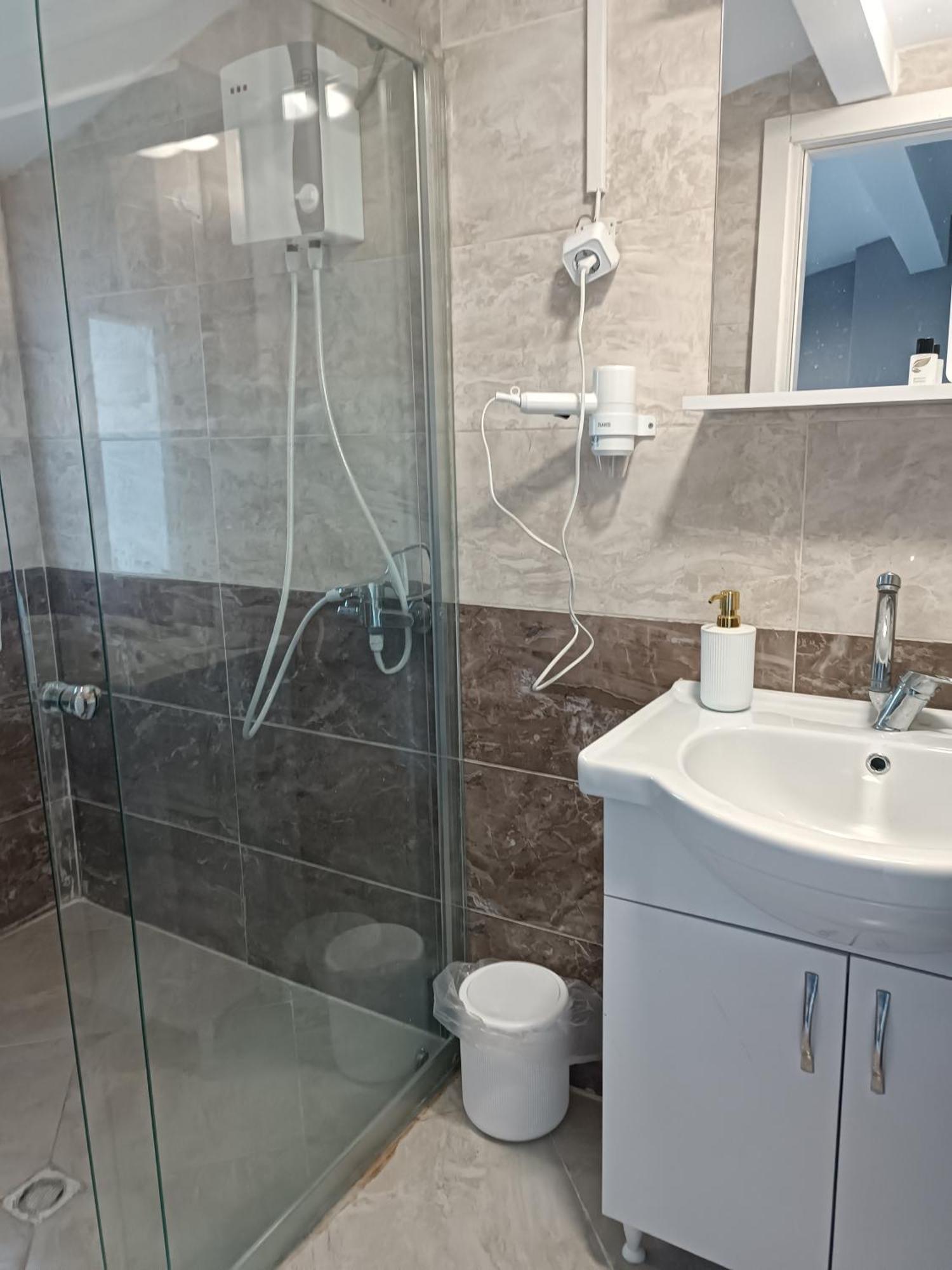 Taksim Street House Aparthotel อิสตันบูล ภายนอก รูปภาพ