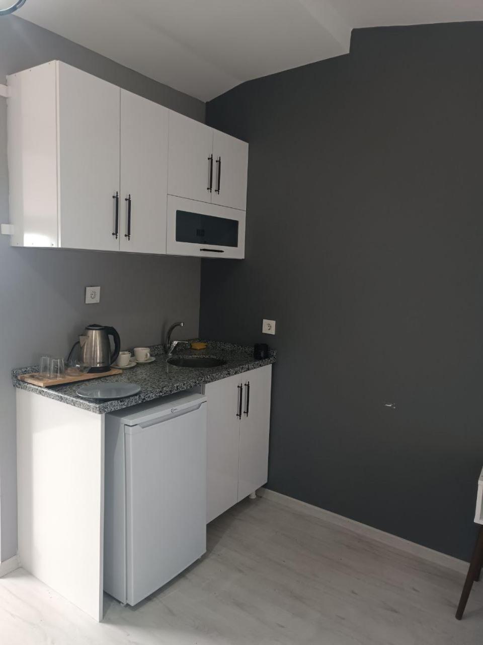 Taksim Street House Aparthotel อิสตันบูล ภายนอก รูปภาพ