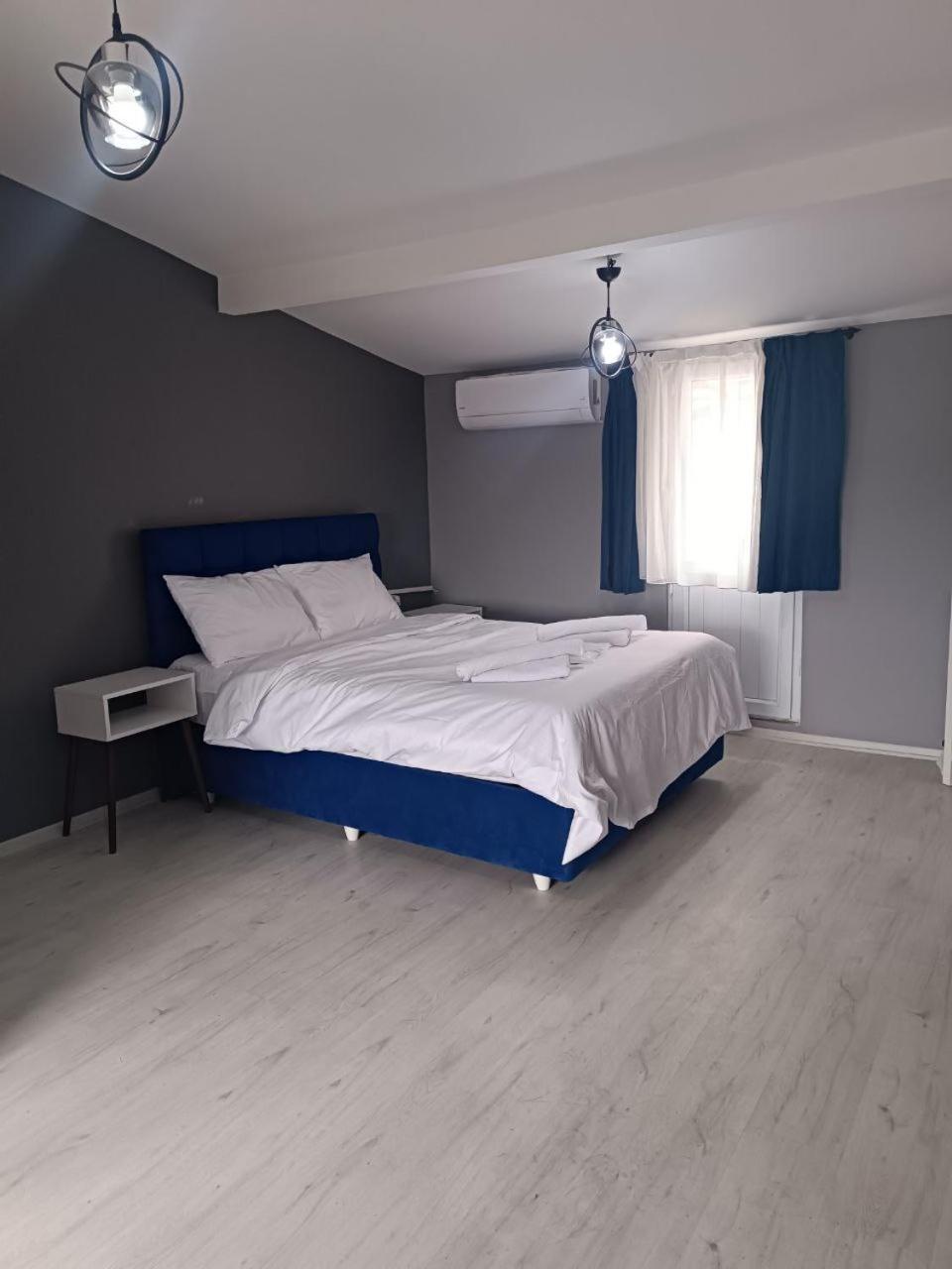 Taksim Street House Aparthotel อิสตันบูล ภายนอก รูปภาพ