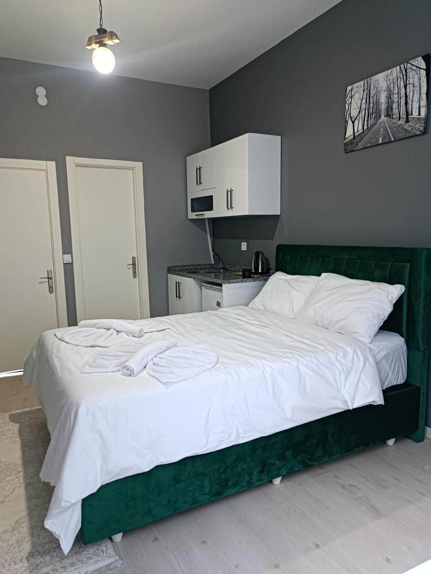Taksim Street House Aparthotel อิสตันบูล ภายนอก รูปภาพ