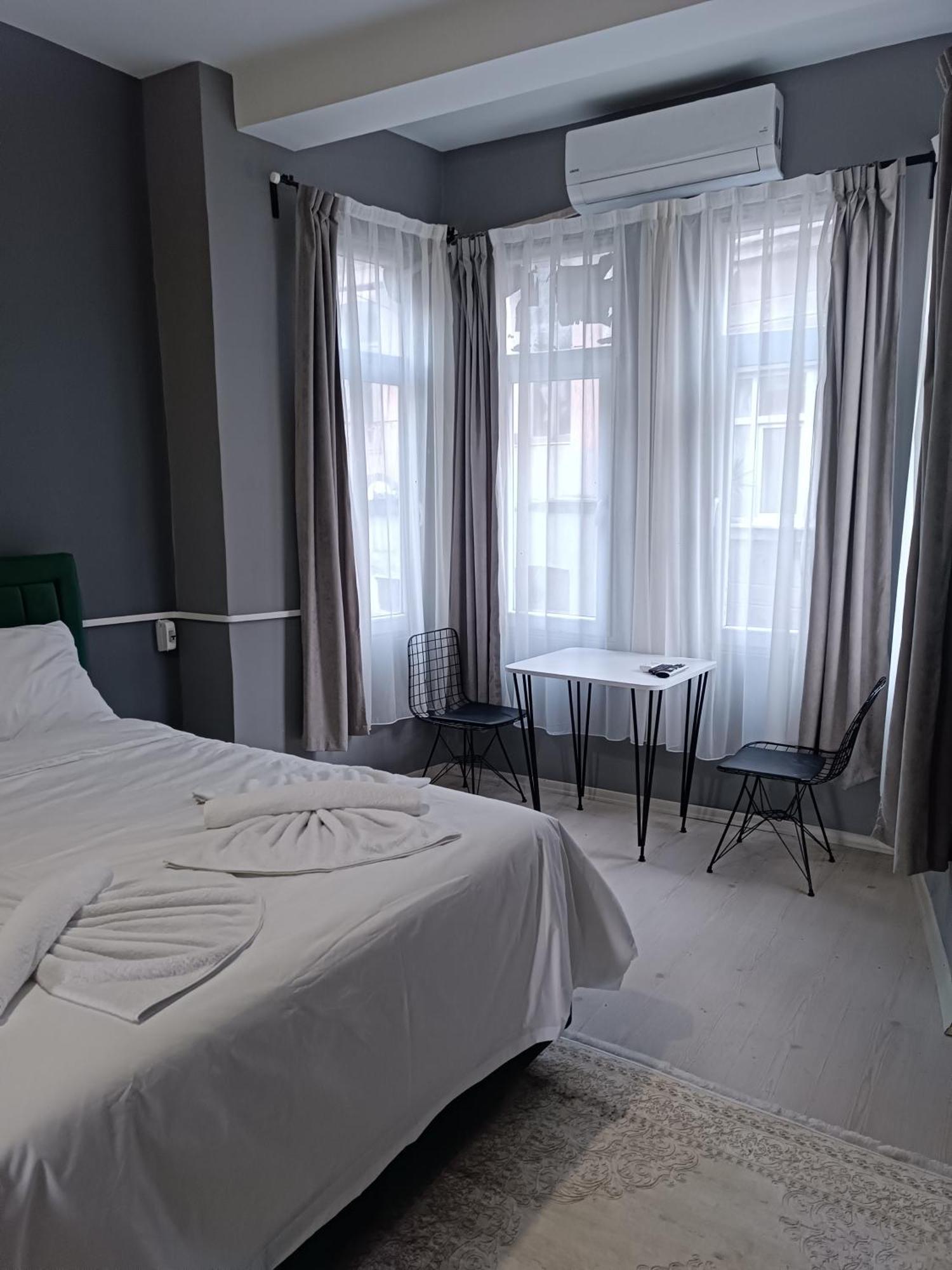 Taksim Street House Aparthotel อิสตันบูล ภายนอก รูปภาพ