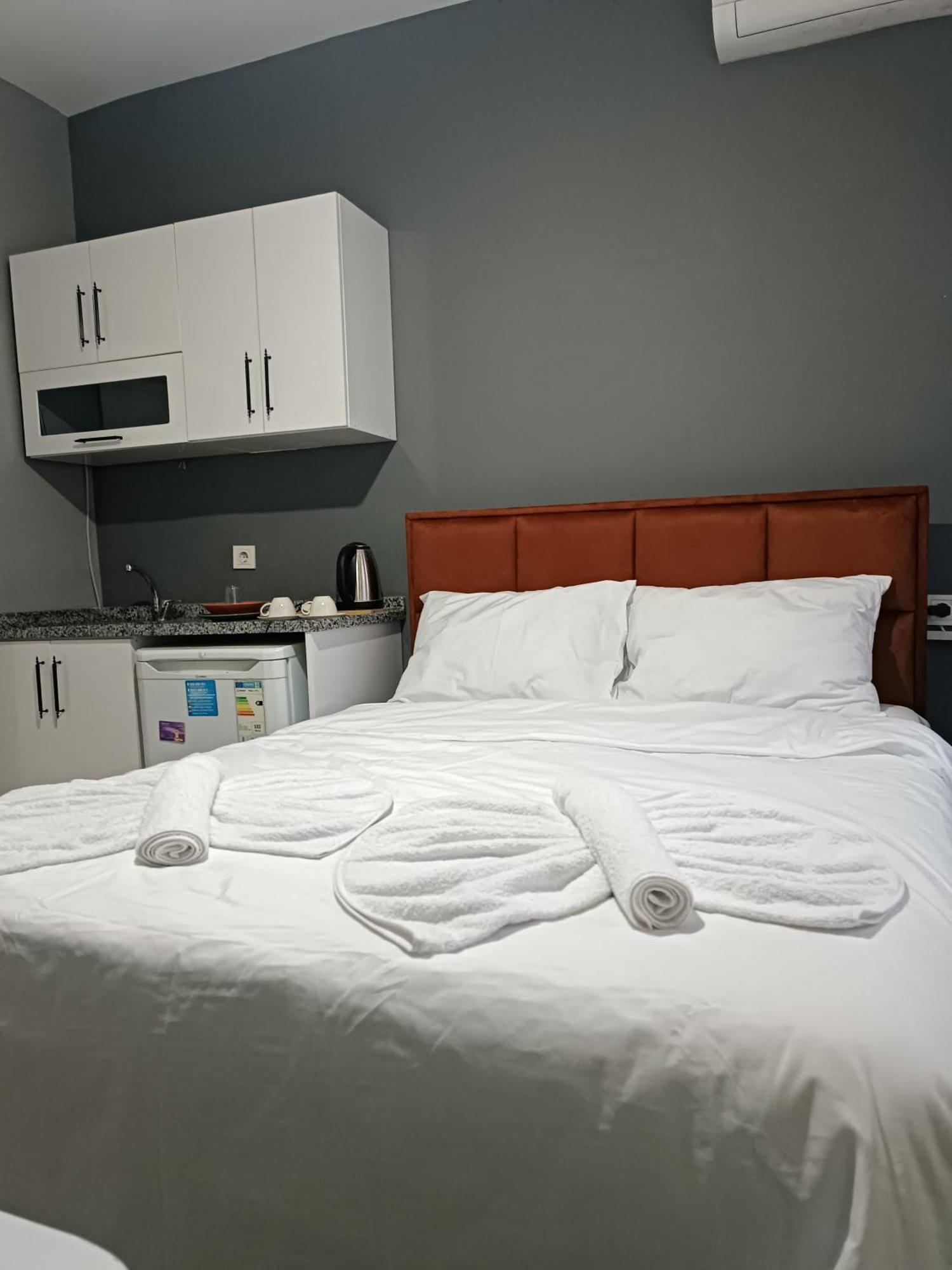 Taksim Street House Aparthotel อิสตันบูล ภายนอก รูปภาพ
