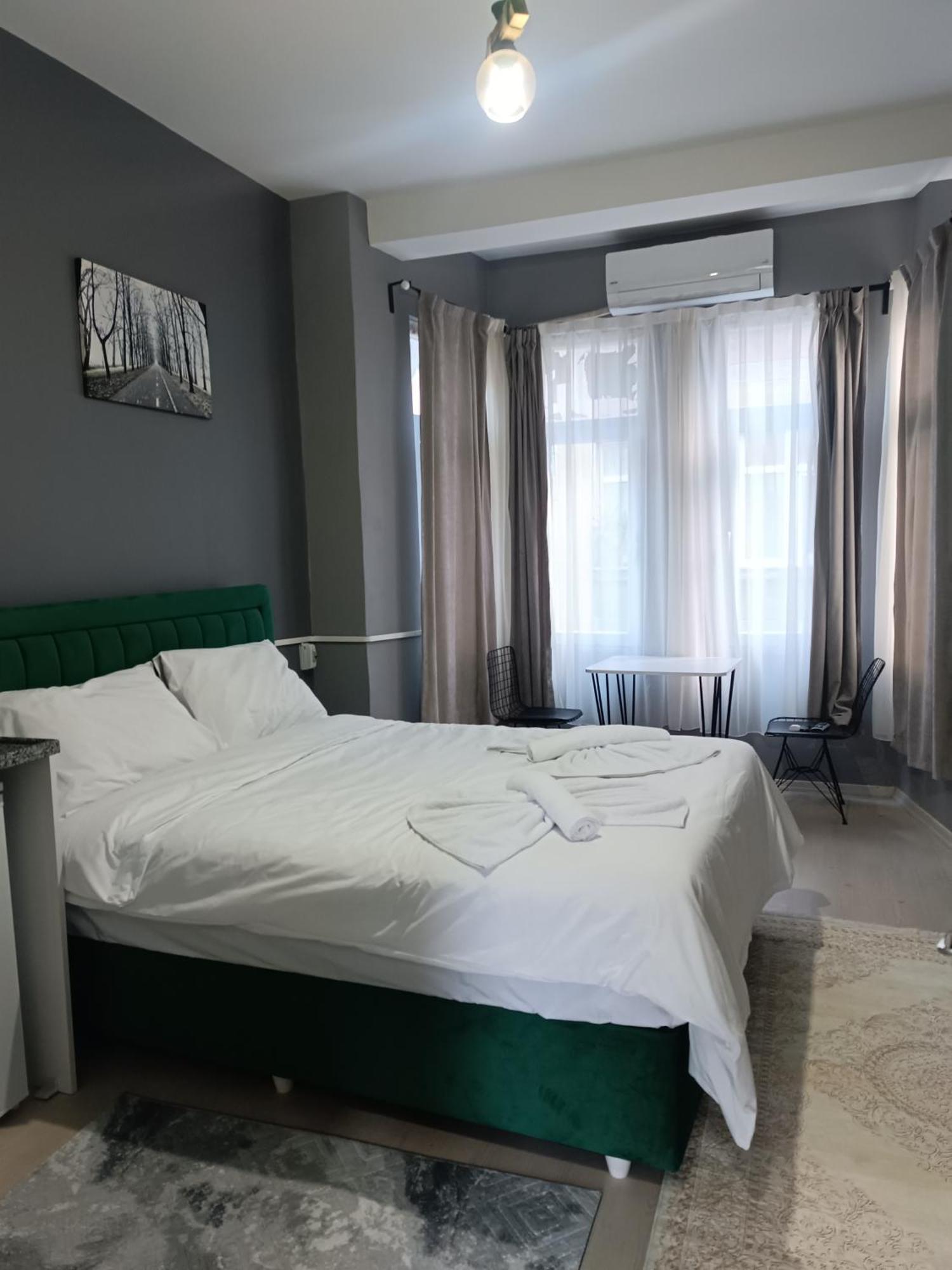 Taksim Street House Aparthotel อิสตันบูล ภายนอก รูปภาพ